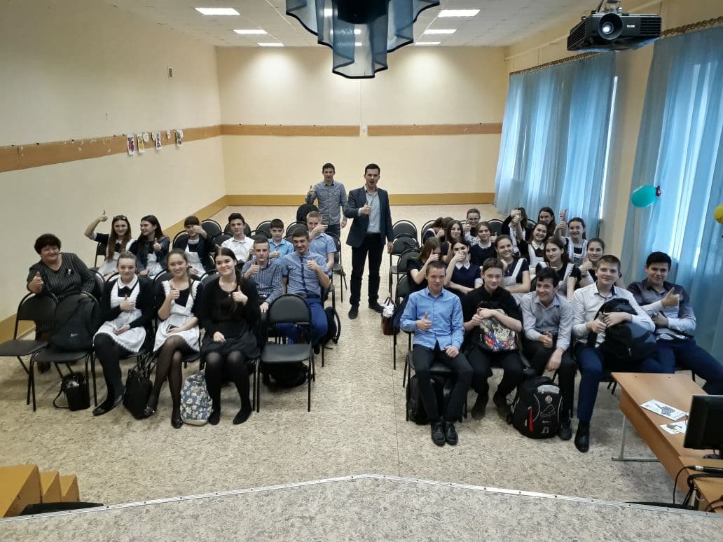 В станице Грушевской Ростовской области школьники обсудили фильм Общероссийской общественной организации «Общее дело» «Секреты манипуляции. Алкоголь»