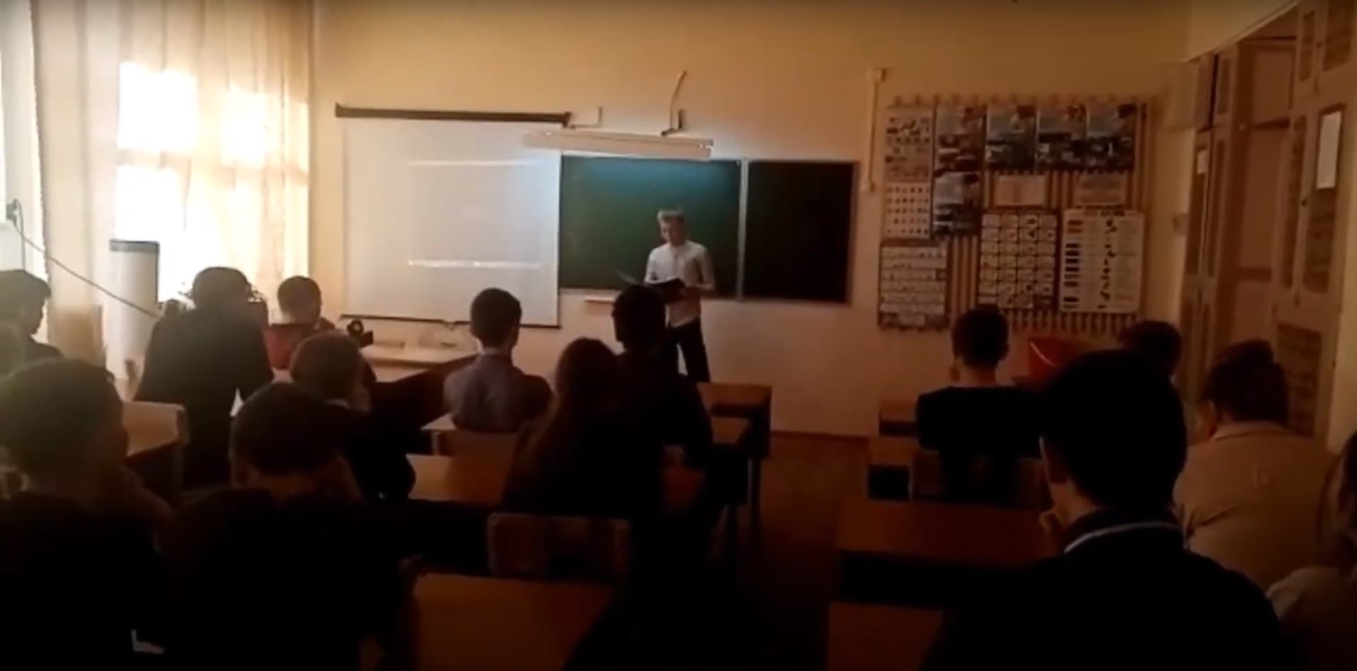Урок от добровольцев Забайкалья в Кокуйской школе №2 «Наркотики. Секреты манипуляции»